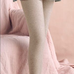 Bloomingdale’s The Cashmere Collection Taupe knit sweater pants size Large